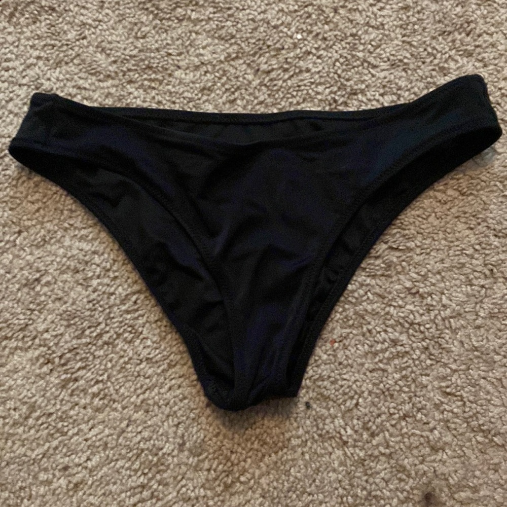 Bikini bottoms